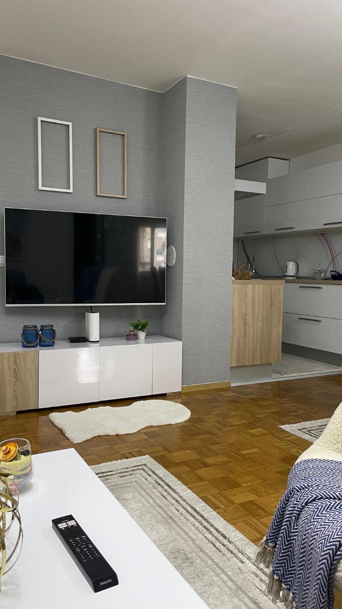 Laura Apartmán